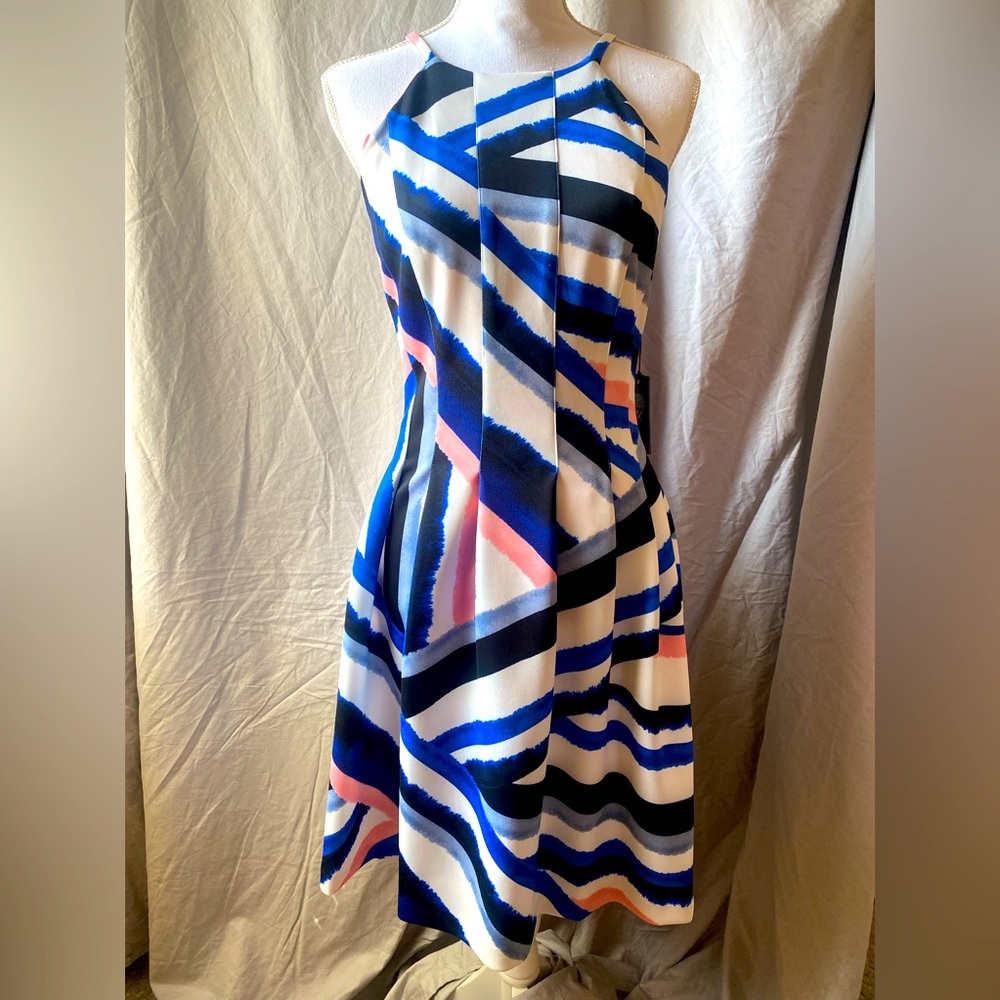 NWT-Vince Camuto Geometric Scuba Dress Fit & Flare Pleated Pockets Lined Size 12